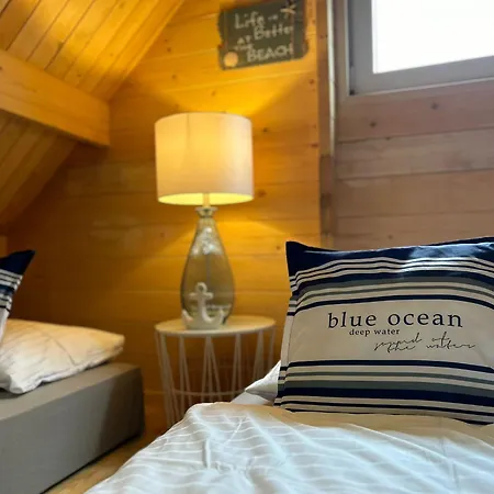 Lato Domki, 200 M Do Morza, Basen,parking Monitorowany,plac Zabaw Сasa de vacaciones Sarbinowo