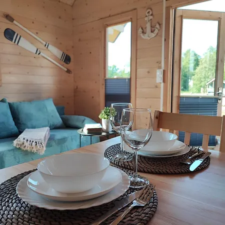 Lato Domki, 200 M Do Morza, Basen,parking Monitorowany,plac Zabaw بيت للعطل ساربينوفو