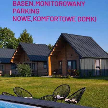 Lato Domki, 200 M Do Morza, Basen,parking Monitorowany,plac Zabaw بيت للعطل ساربينوفو